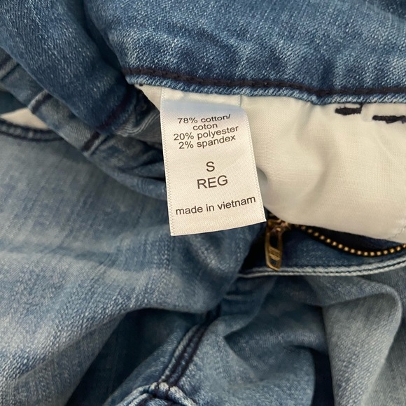 Maurice’s Super High Distressed Button Fly Jeans Size Small - Picture 4 of 4